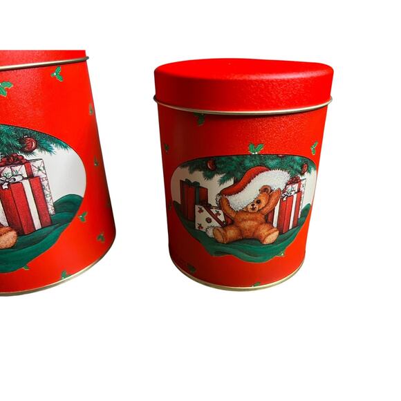 House of Lloyd Christmas Around The World Nesting Tin Peek a Boo Teddy Bear (2) - Picture 6 of 9